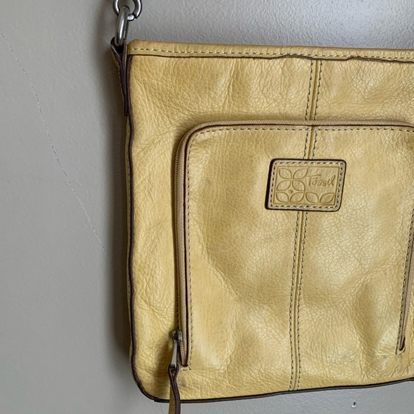FOSSIL WOMEN'S Yellow LEATHER CROSS BODY SHOULDER BAG Purse - Picture 2 of 10